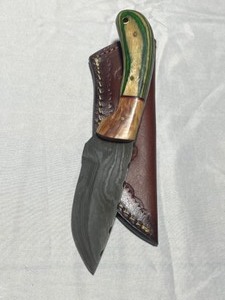 Custom Damascus Steel Knife