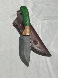 Custom Damascus Steel Knife