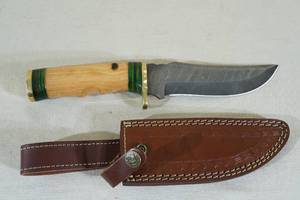 Handmade Damascus Style Blade Hunting Knife - Alaskan Cedar Handle