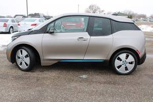 2015 BMW i3 - PLUG IN ELECTRIC VEHICLE WITH GAS GENERATOR