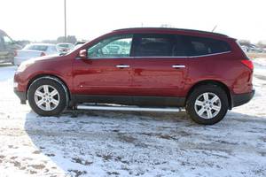 2010 Chevrolet Traverse LT  AWD