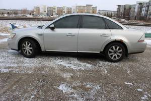 2008 Ford Taurus SEL - 2 OWNERS