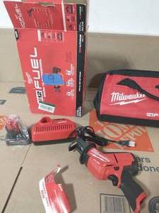 lot 9 image: MILWAUKEE M12 FUEL 12-Volt Lithium-Ion Brushless Cordless HACKZALL Reciprocating Saw Kit w One 4.0Ah Batteries Charger & Tool Bag