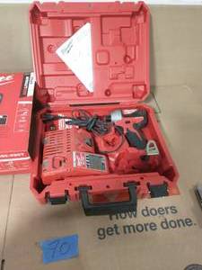 lot 70 image: MILWAUKEE M18 18-Volt Lithium-Ion Brushless Cordless 14 in. Impact Driver Kit
