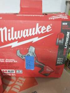 lot 74 image: MILWAUKEE M12 12-Volt Lithium-Ion Cordless PVC Shear Kit with One 1.5 Ah Battery, Charger and Hard Case