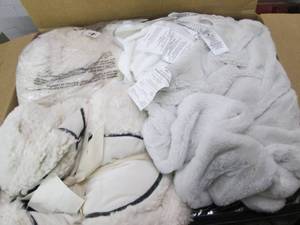 lot 41 image: box of furniture  covers ...