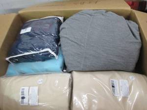 lot 42 image: box of furniture covers ...