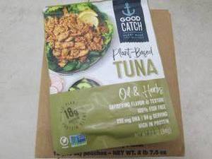 lot 174 image: case of 12 3.3oz good catch plant-b...
