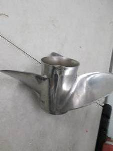 lot 231 image: rapturestainless boat prop  163018...