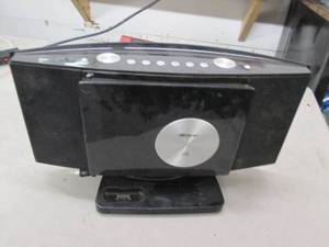 lot 266 image: memorex m1200 powers on and sound c...
