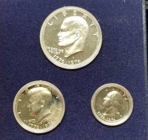 1976 US SILVER BICENTENNIAL 3 COIN SET IN ORIGINAL PACKAGING
