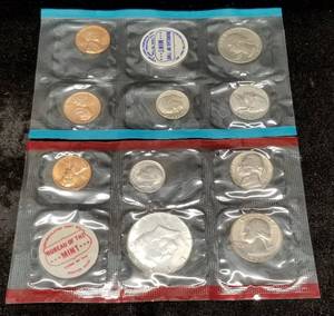 1968 US MINT SET IN ORIGINAL PACKAGING 10 COINS