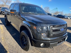 lot 2 image: 2013 Ford F-150 FX4 4x4