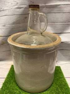 lot 3 image: Vintage 1 Gallon Stone Crock With Bottle
