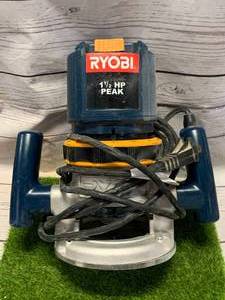 lot 20 image: Ryobi 1.5 Hp Router Works Great