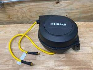 lot 21 image: HUSKY 38 in. x 50 ft. Hybrid Retractable Hose Reel