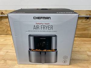 lot 25 image: CHEFMAN 8qt Digital Air Fryer - Silver