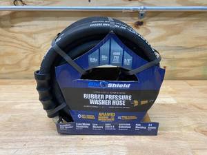 lot 31 image: Blu Shield Pressure Washer Hose (35 ft.)