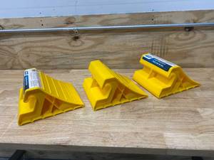 lot 78 image: CAMCO Lot of 3-  Super Wheel Chocks