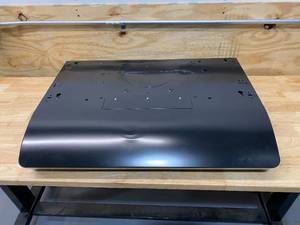 lot 82 image: BROA-NUTONE- Mantra AVSF1 Series 30 in. 375 Max Blower CFM Convertible Under-Cabinet Range Hood with Light in Black