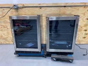 lot 92 image: MAGIC CHEF Lot of 2-  Beverage 23.4 in. 154 (12 oz.) Can Beverage Coolers, Stainless Steel