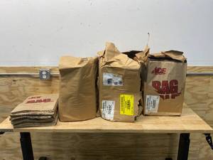 lot 100 image: Large Lot of Paper Bags (Ace)