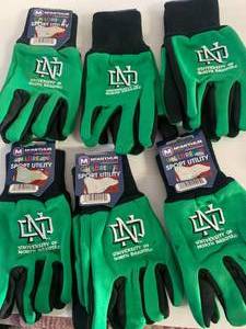 New Six Pair UND Kids Gloves