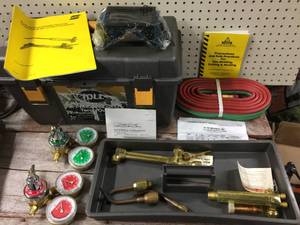 lot 8 image: Purox W-300 Torch Set - Like New