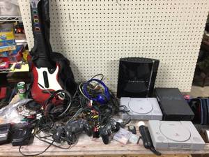 lot 56 image: Vintage Playstation Mega Lot PS1 - PS2 - PS3