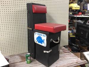 lot 26 image: The Keeper DLX Ice Fishing Storage Stool
