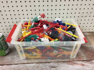 lot 45 image: KNex Builder Toys