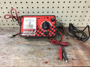 lot 63 image: Mega 2 ACDC Quick Charger