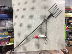 lot 76 image: Spear Decoy And Harpoon