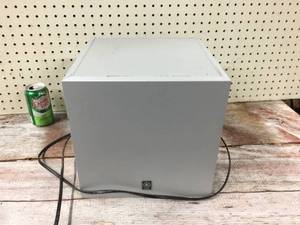 lot 87 image: Yamaha 45 Watt Downward Powered Subwoofer
