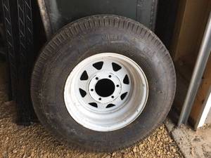lot 89 image: Great Wall Heavy Duty Trailer TireWheel 7.00-15.