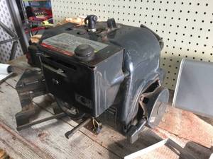 lot 113 image: Craftsman Gas Snowblower Engine
