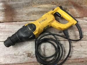 lot 131 image: Dewalt Electric 1 SDS Rotary Hammer