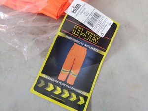 lot 132 image: New High Vis Rain Pants