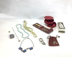Vintage Jewelry