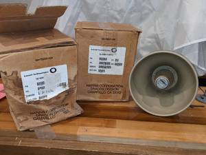 lot 41 image: 2 Vintage Lucent Technologies Wheelock Horn Speakers 70V 15 Watt
