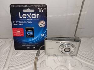 lot 50 image: Sony DSC-W330 14.1 MP Digital Camera