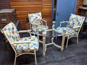lot 13 image: IndoorOutdoor Dining Set