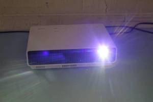 lot 9 image: Casio XJ-M140 Laser Light Source LED 2500 Lumen Portable DLP 3D Ready HD Projector