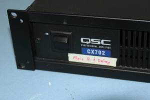 lot 54 image: QSC CX702 2-Channel 700-Watt Pro Audio Power Amplifier