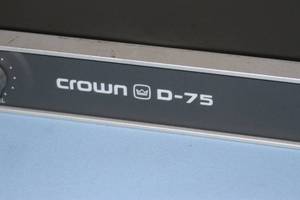 lot 104 image: Crown D-75 Pro Audio 2-Channel Power Amplifier