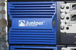 lot 105 image: Miscellaneous Juniper Networks Modular WAN  LAN Network Routers & Ethernet Switches - Lot
