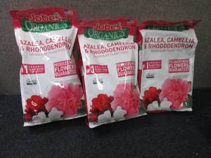 3- 4 lbs Jobes Azalea, Camellia & R...