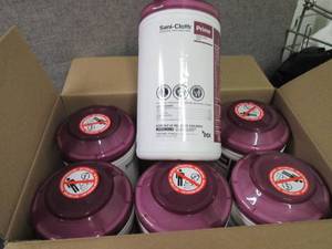 Case of 6 -70ct Canisters Sani-Clot...