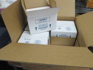 Case of 8 Uline Insulated Foam Ship...