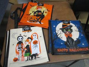 9 Eco-Friendly Halloween Treat Bags...